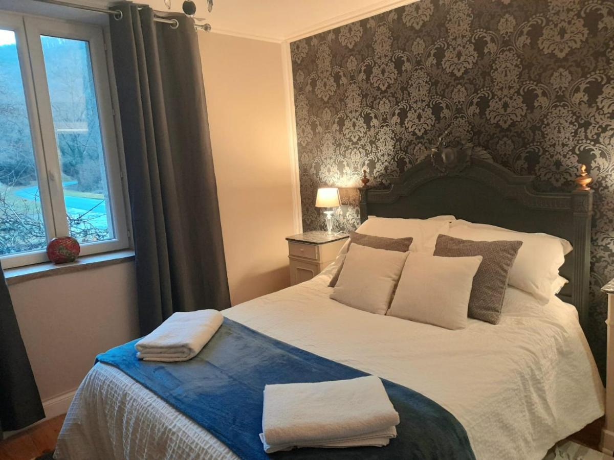 Les Roches Chambre D'Hotes Servant Luaran gambar
